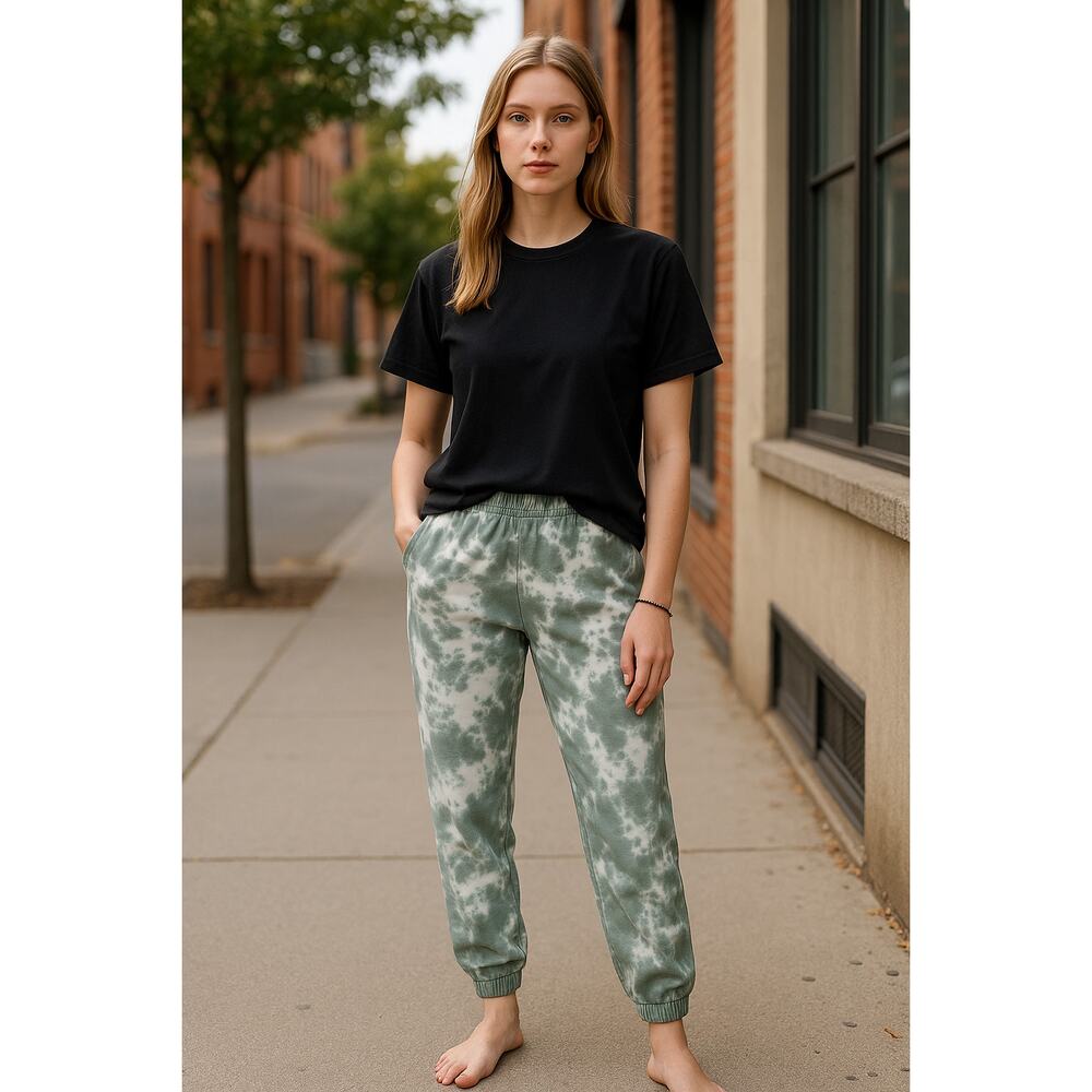 AR-33 Joggers Size XS Green Tie Dye Pant NEW AR33 Workout Athleisure Activewear